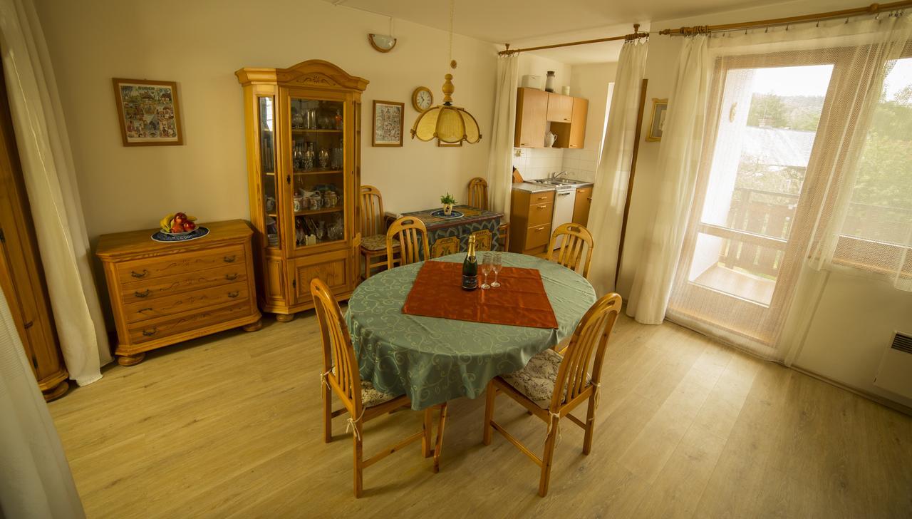 Ski - Apartment โรกีนีซ นัด ยีเซอโร ภายนอก รูปภาพ
