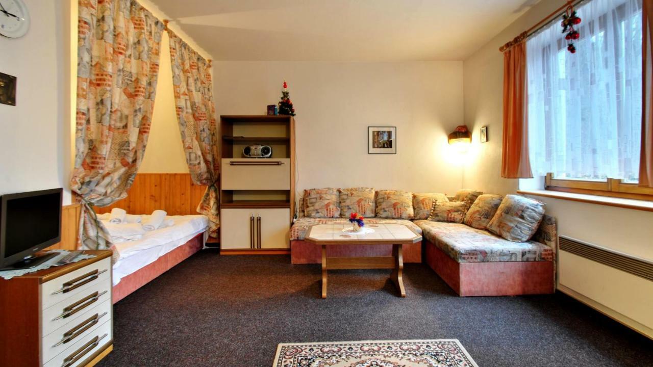 Ski - Apartment โรกีนีซ นัด ยีเซอโร ภายนอก รูปภาพ